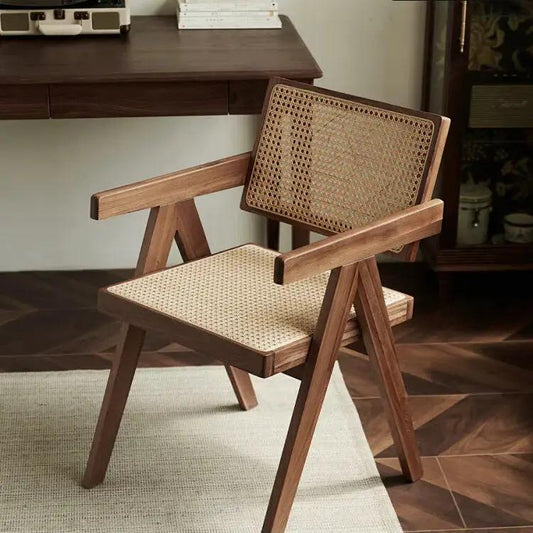 Sillón de ratán con acento moderno y sillón de caña